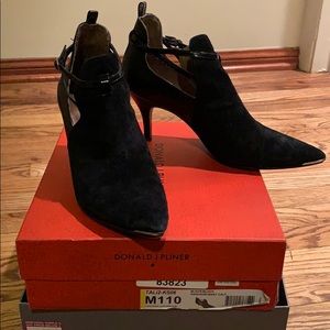 Donald Pliner Tali Heeled Bootie